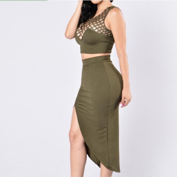 Fashion Nova Dresses & Skirts - Fashion Nova Olive 2 piece Skirt Set 💚